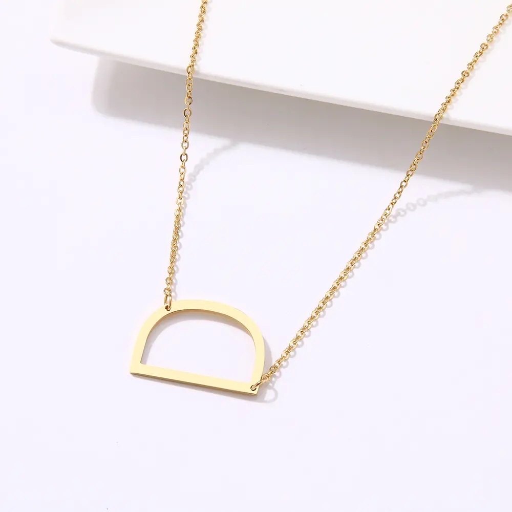 ◾️18k Gold Plated Sideways Initial Letter “D” Pendant Necklace